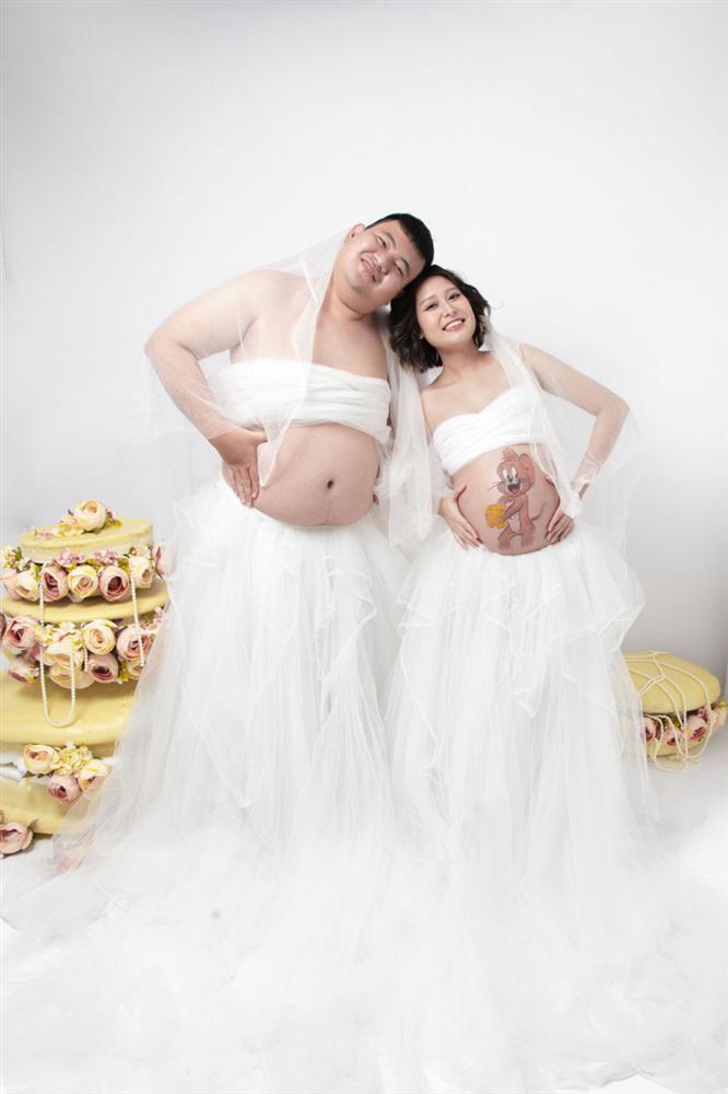 Bộ ảnh người đàn ông mang bầu chiếm sóng khắp cõi mạng hôm nay-7