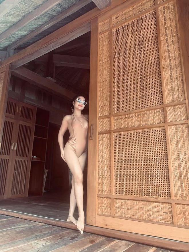 Hình ảnh táo bạo ở tuổi 36 của Ốc Thanh Vân-8