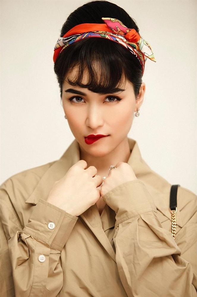 Hòa Minzy chuộng phong cách cổ điển, đằm thắm như quý bà sau tin đồn sinh con-10