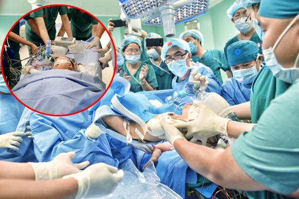 Sao Việt nín thở - vỡ òa khi 2 bé gái song sinh thực hiện ca mổ tách thành công-14
