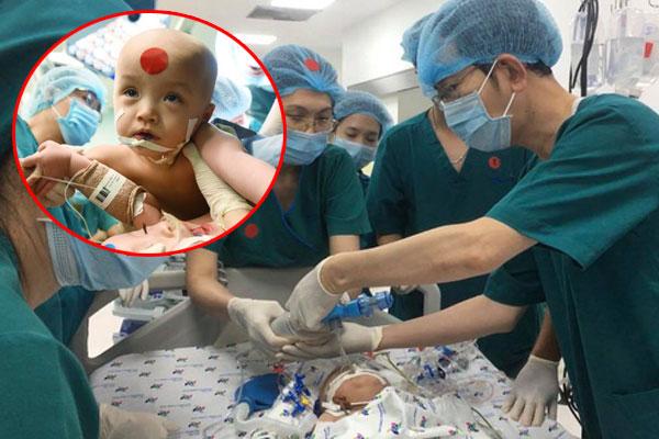 Những khoảnh khắc cân não và xúc động nhất ca đại phẫu tách cặp song sinh Trúc Nhi - Diệu Nhi-20