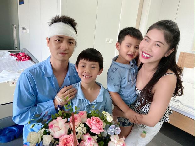 Đăng Khôi phẫu thuật viêm tai cấp, tâm sự của bà xã gây xúc động-2