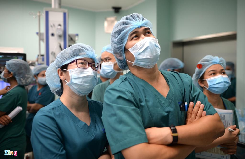 Những khoảnh khắc cân não và xúc động nhất ca đại phẫu tách cặp song sinh Trúc Nhi - Diệu Nhi-14