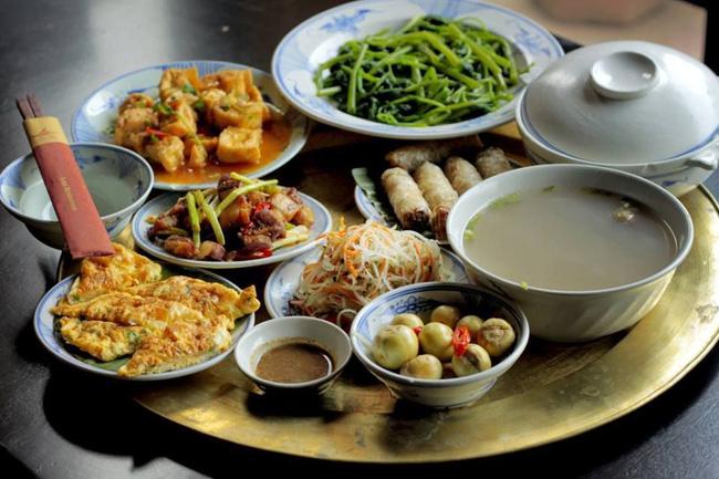 Thói quen ăn cơm nguy hiểm của nhiều người Việt, hãy thay đổi ngay trước khi gia đình rước bệnh-1