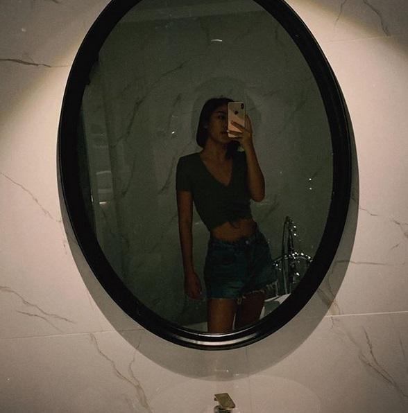 Bỏ lại hình ảnh ú nu, Văn Mai Hương bất ngờ gầy gò đến xanh xao-3