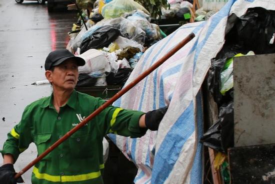 'Em ơi... Hà Nội rác'