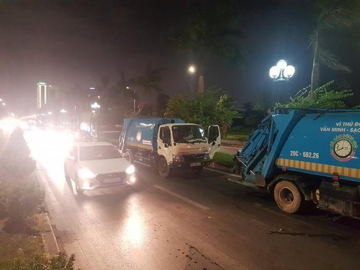 Hà Nội tiếp tục ùn ứ 9.000 tấn rác thải vì thêm 1 bãi tập kết rác bị chặn