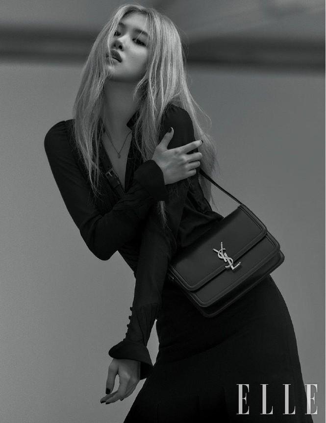 Học ngay cách tạo dáng chuẩn mẫu không ai nhìn thấy nhược điểm chân cong của Rosé-1