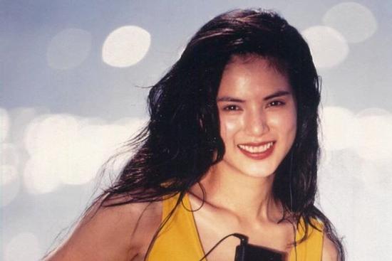 'Tiểu Long Nữ' Lý Nhược Đồng khoe quá khứ 'nghiêng nước nghiêng thành'