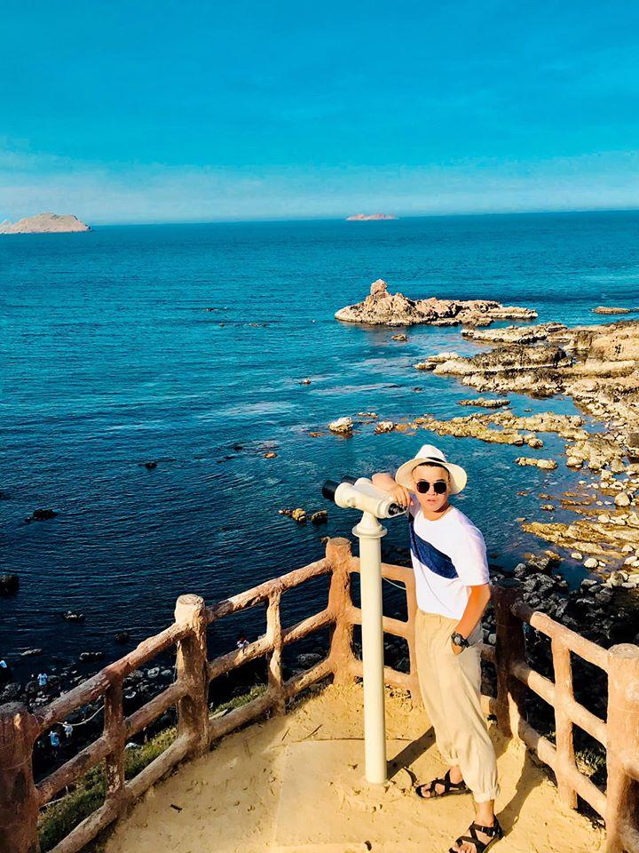 Không chỉ giới trẻ mà ‘nàng dâu mới’ Phanh Lee cũng không quên sống ảo ở tọa độ Eo gió, Quy nhơn-2