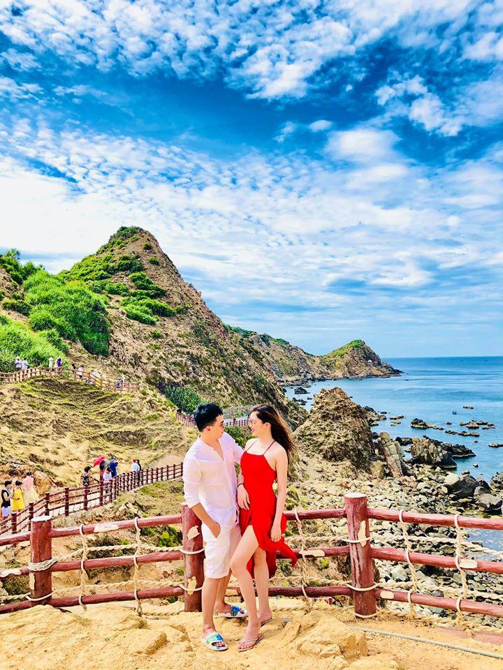 Không chỉ giới trẻ mà ‘nàng dâu mới’ Phanh Lee cũng không quên sống ảo ở tọa độ Eo gió, Quy nhơn-5