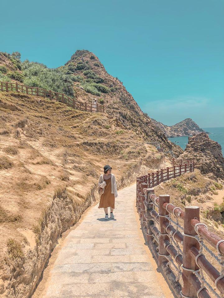 Không chỉ giới trẻ mà ‘nàng dâu mới’ Phanh Lee cũng không quên sống ảo ở tọa độ Eo gió, Quy nhơn-11