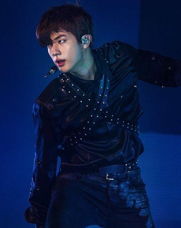 Chấm dứt chuỗi ngày bất tài, Jin giờ đây là mảnh ghép không thể thiếu của BTS-8