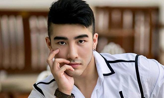 Tú ông Lục Triều Vỹ sống ảo quá đà, ảnh trên mạng khác xa đời thực-1