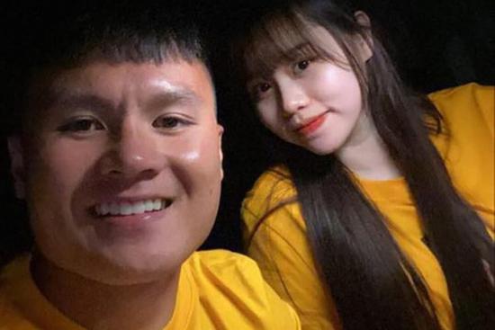 Nửa đêm tuyên bố 'đã tự do', phải chăng Quang Hải - Huỳnh Anh chia tay?