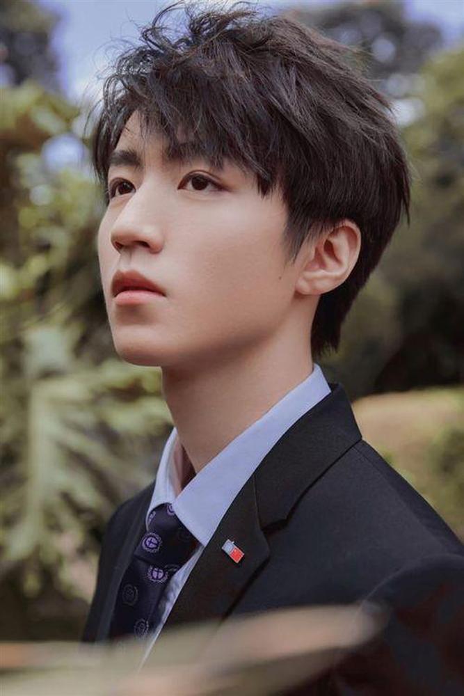 Tiêu Chiến hạ gục Vương Nhất Bác, trở thành idol đẹp nhất Trung Quốc-5