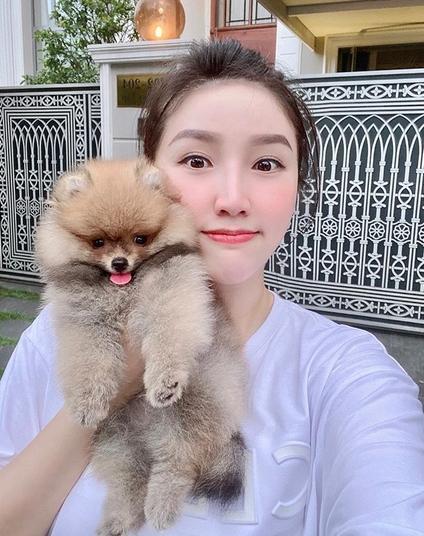 Bảo Thy lộ vòng 2 to tướng, có vẻ đã mang bầu sau 7 tháng kết hôn-1