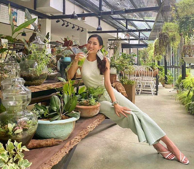 Mặc scandal bị bôi nhọ danh dự, Tường Linh vẫn khoe street style chất lừ-3