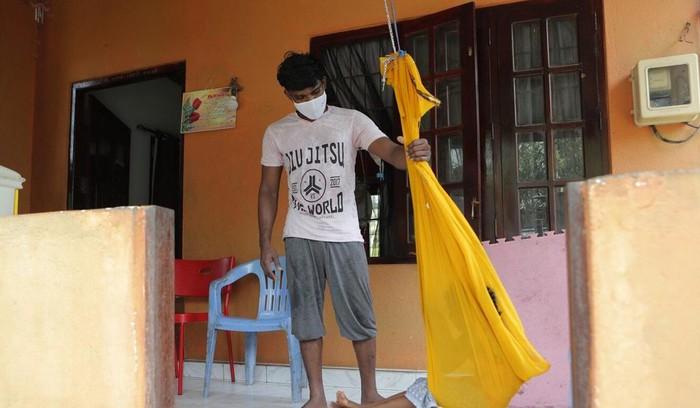 Bệnh nhân số 0 tuyệt vọng vì bị đổ lỗi lây cho 1.300 người-1