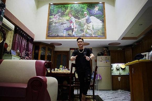 Cuộc sống của Khánh Phương - ca sĩ ở nhà 200 tỷ, từng hẹn hò bí mật với Quỳnh Nga suốt 2 năm giờ ra sao?-6