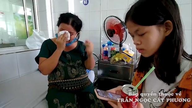 Mẹ Thanh Nga Bento khóc nghẹn vì chồng nhập viện, gia đình lâm vào cảnh khó khăn không đủ tiền mua đồ ăn-3
