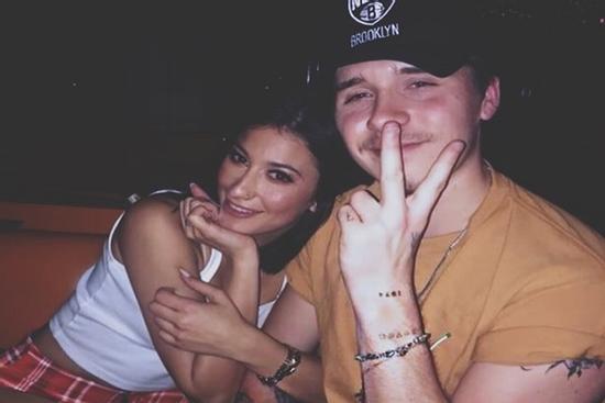 Bạn gái cũ hơn 10 tuổi cảnh báo hôn nhân của Brooklyn Beckham