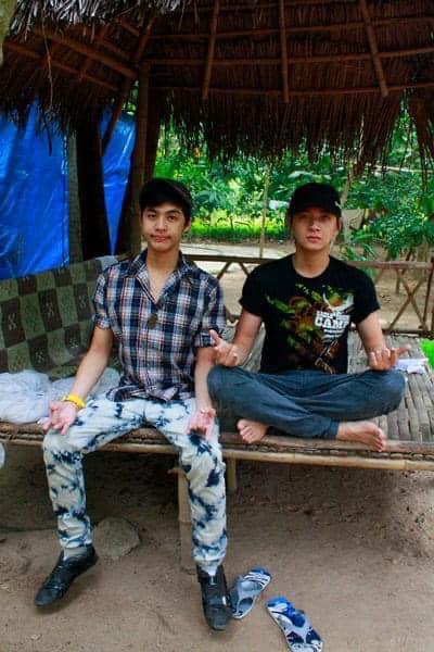 Đông Nhi - Ngô Kiến Huy - Noo Phước Thịnh đã từng quê mùa đến thế này sao?-3