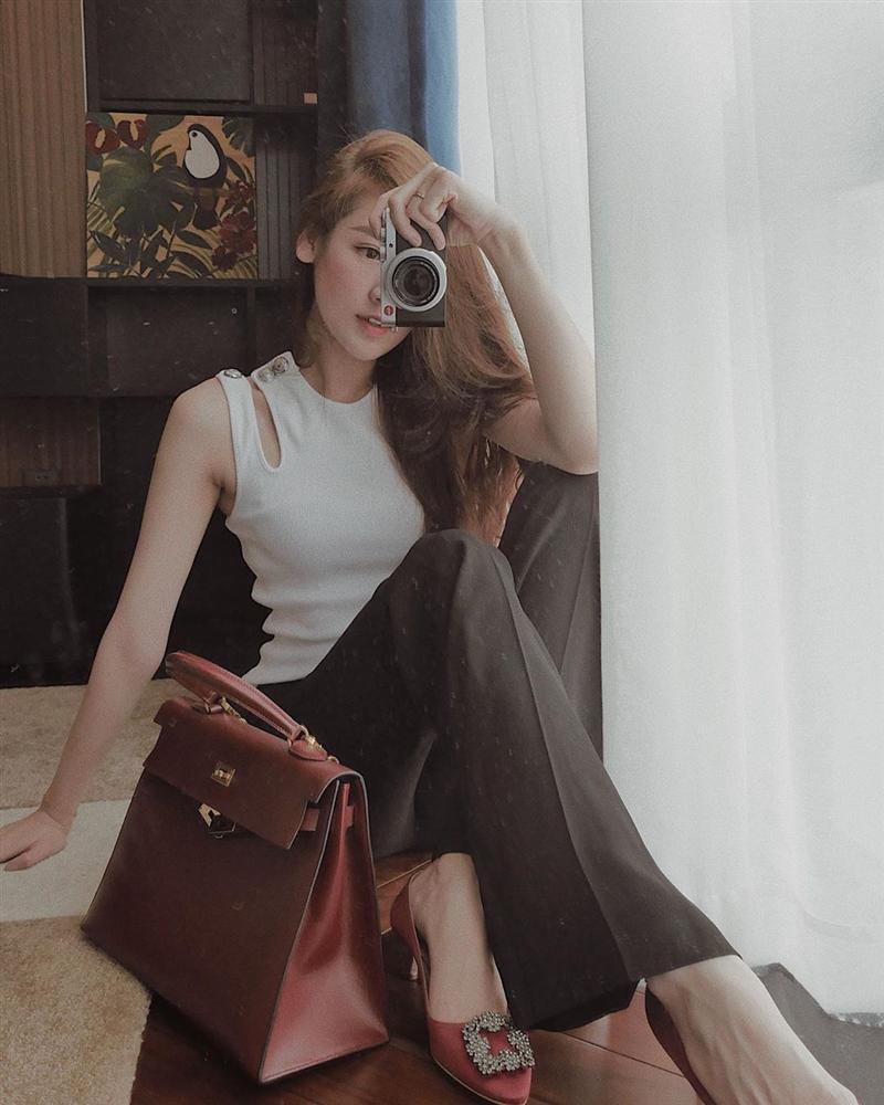 Các mỹ nhân Việt diện quần ống rộng với 4 kiểu áo sau để nâng tầm vẻ sang xịn cho cả tổng thể-8