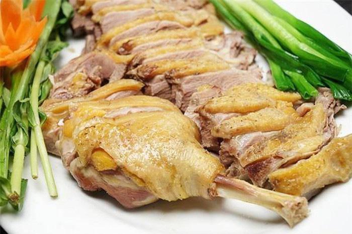 Cho vài giọt gia vị này vào, đảm bảo ngan luộc sạch mùi tanh, thơm ngon đậm vị-2