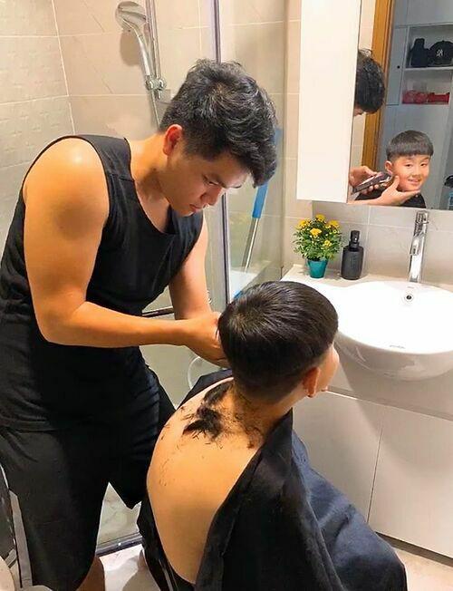Sao Việt cắt tóc cho con: Thu Minh thất bại, Kỳ Hân xứng danh cây kéo vàng-6