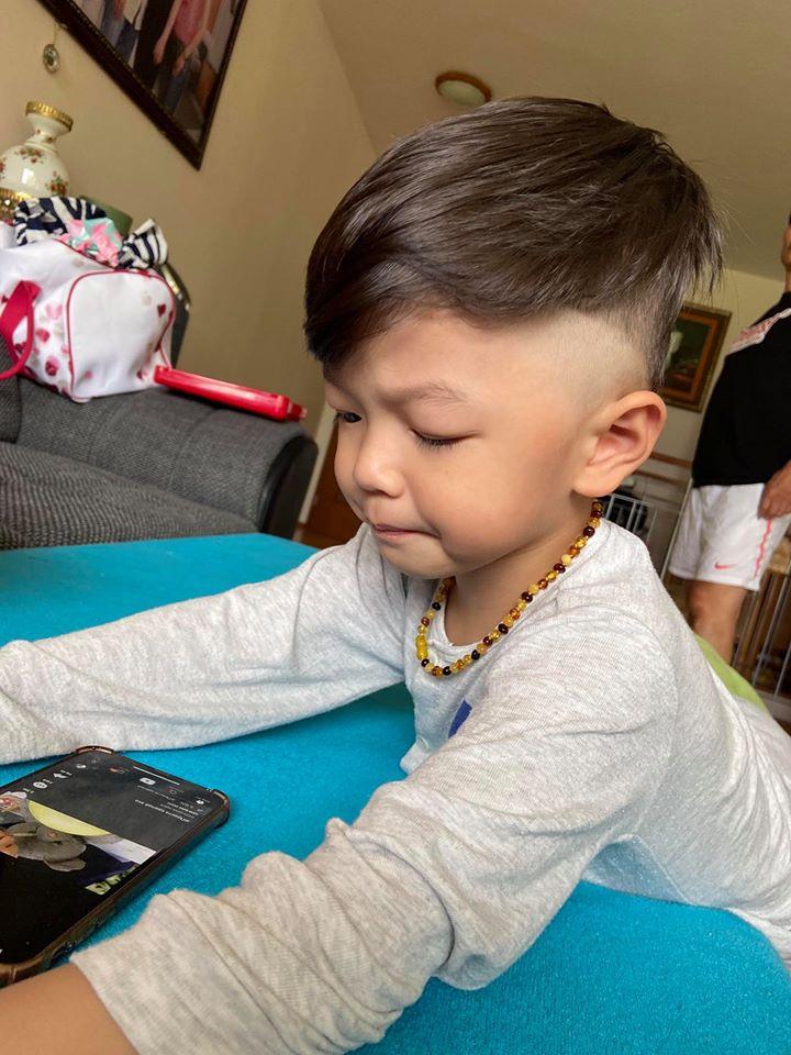 Sao Việt cắt tóc cho con: Thu Minh thất bại, Kỳ Hân xứng danh cây kéo vàng-2