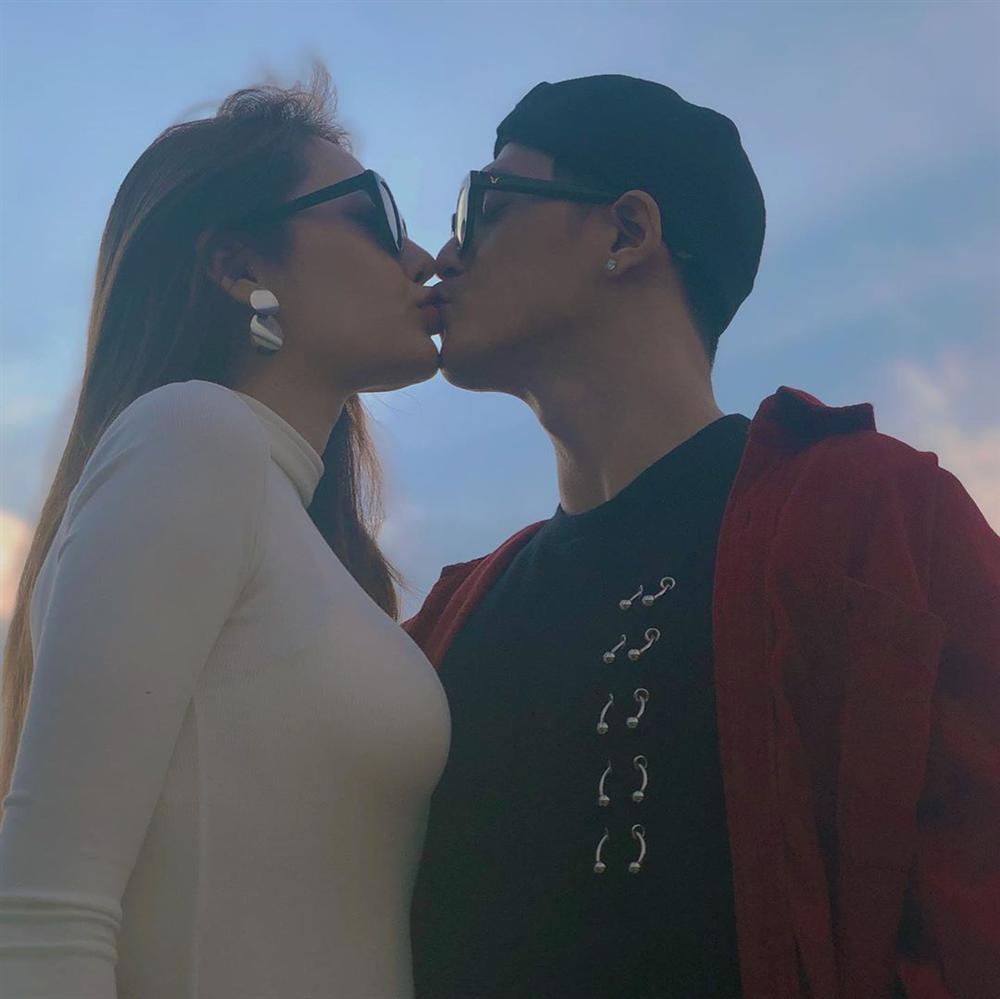 Có chồng rồi vẫn chăm thả thính, chân dài Linh Chi bị nhắc nhở-5