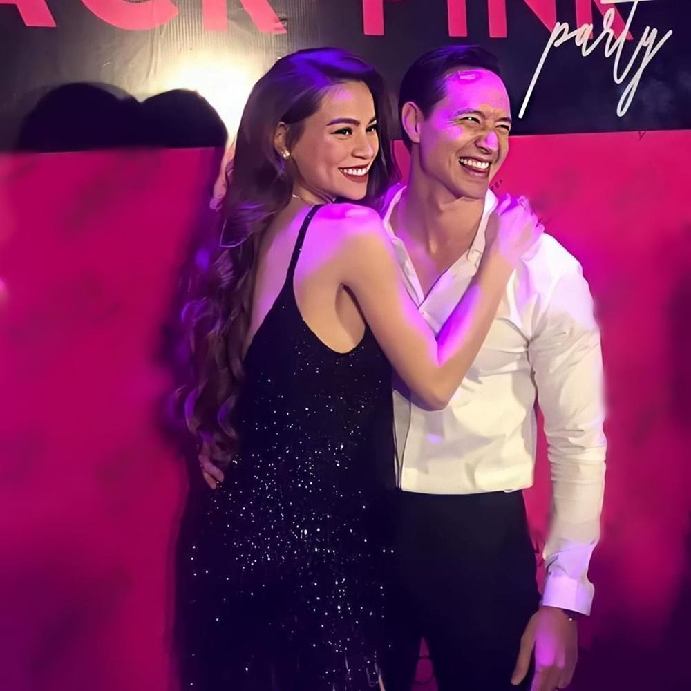 Kim Lý muốn khoe bụng bầu bạn gái nhưng Hồ Ngọc Hà nhanh tay gạt phắt đi-3