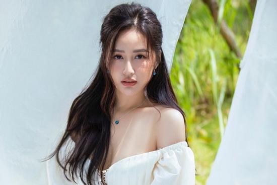 Tâm hồn ăn uống của Mai Phương Thúy: Chở bà đi viện nhưng nhầm sang quán cafe