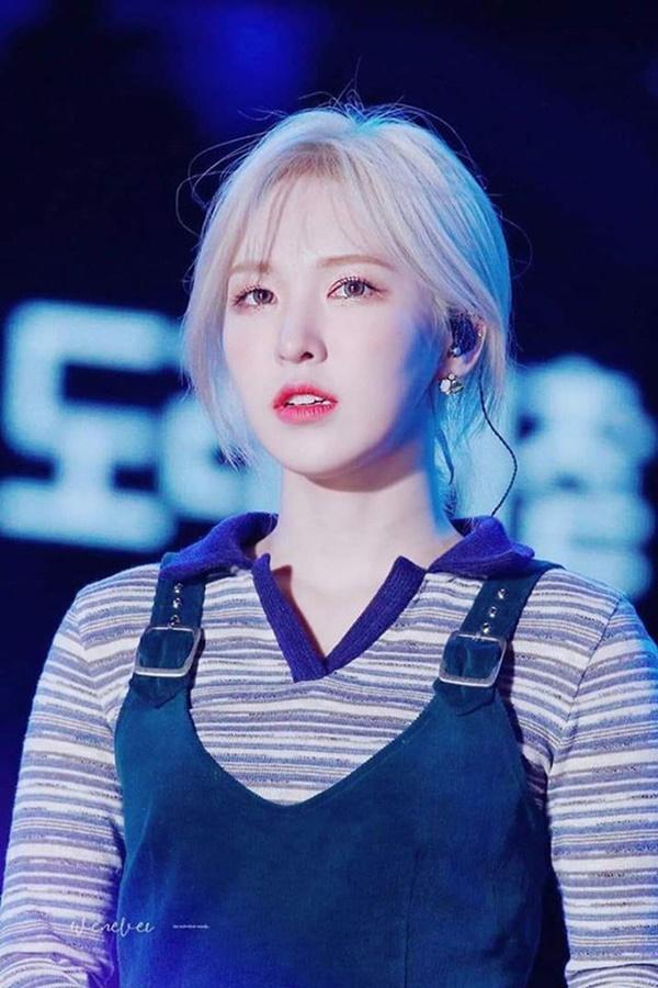 Red Velvet thông báo tình trạng của Wendy sau 7 tháng tai nạn gãy xương chậu-1