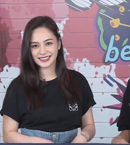 Chung Hân Đồng xinh đẹp ngỡ ngàng, tăng cân trông thấy sau ly hôn-4