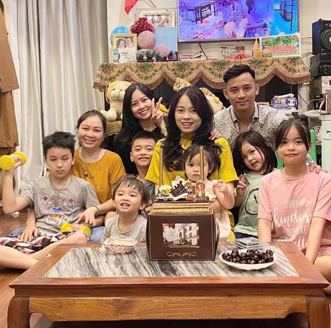 Bất ngờ về mối quan hệ giữa Hằng Túi và mẹ chồng cũ-1