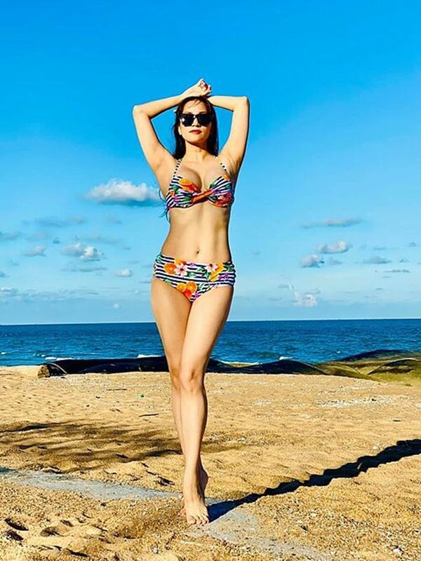 Khánh Thi sau khi giảm cân thành công còn 46kg, tự tin khoe dáng với bikini nóng bỏng.