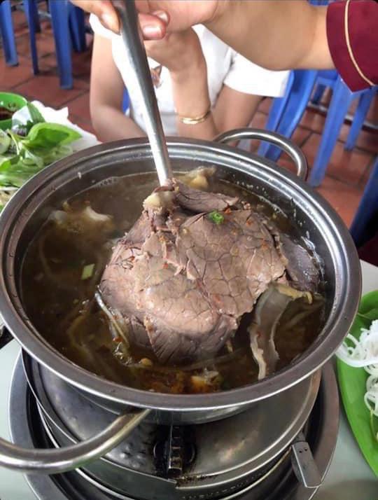 Ngưỡng mộ đao pháp thái thịt mỏng gió thổi bay của quán lẩu, thanh niên lên mạng tố bị lừa-6