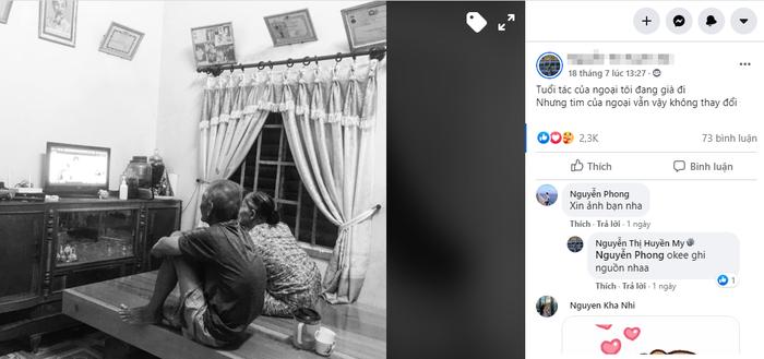 Bức ảnh 2 cụ già lưng còng ngồi xem TV bên nhau khiến dân mạng thả tim ầm ầm-1