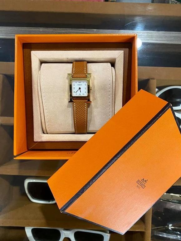 Tủ đồ quá chật, Hoa hậu Kỳ Duyên lại tiếp tục thanh lý loạt đồ hiệu-10