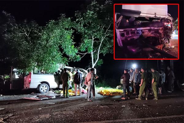 Nóng: Lật xe chở đoàn đi họp lớp, ít nhất 8 người chết ở Quảng Bình-3
