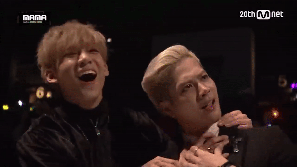 Idol Hàn đánh rơi cái duyên chỉ vì ống kính camera vô tình-11