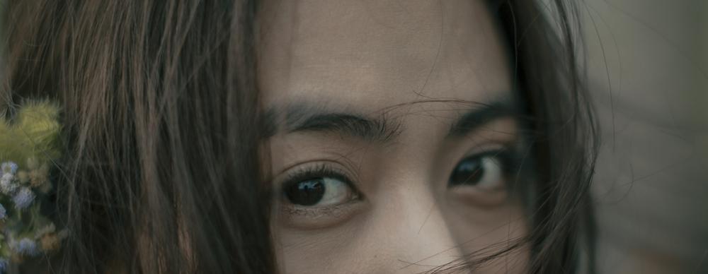 Diễn xuất bị chê tơi tả nhưng Hoàng Thùy Linh vẫn liều mạng đóng phim mới-4