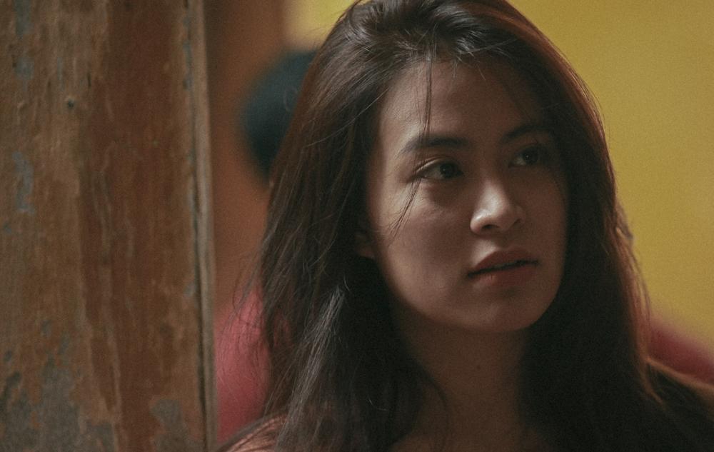 Diễn xuất bị chê tơi tả nhưng Hoàng Thùy Linh vẫn liều mạng đóng phim mới-8