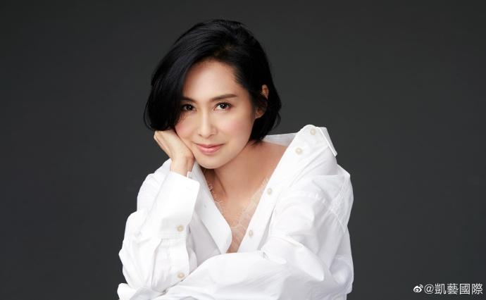 4 mỹ nhân hàng đầu Hong Kong đọ sắc chung một khung hình-4