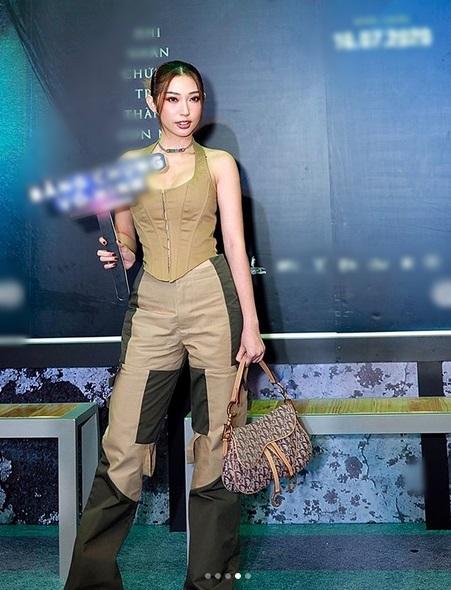 Ngô Thanh Vân già chát - Khổng Tú Quỳnh lên đồ đi sự kiện mà như đi phượt-7