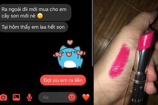 Hí hửng nhận quà nhưng vừa mở ra, cô gái chỉ muốn chia tay bạn trai tức khắc