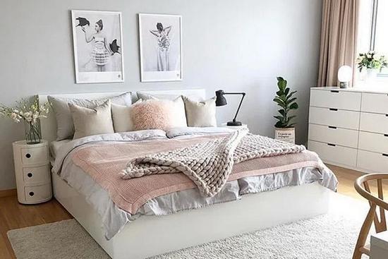 Đầu giường chớ đặt những vật này kẻo gặp tai ương, bất hòa