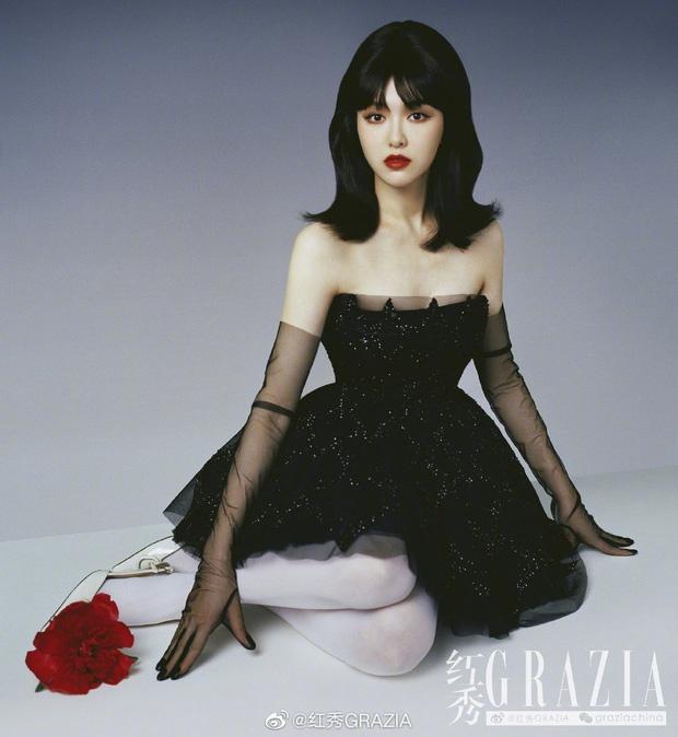 Đường Yên xuất hiện thon gọn trên tạp chí sau khi sinh con-4